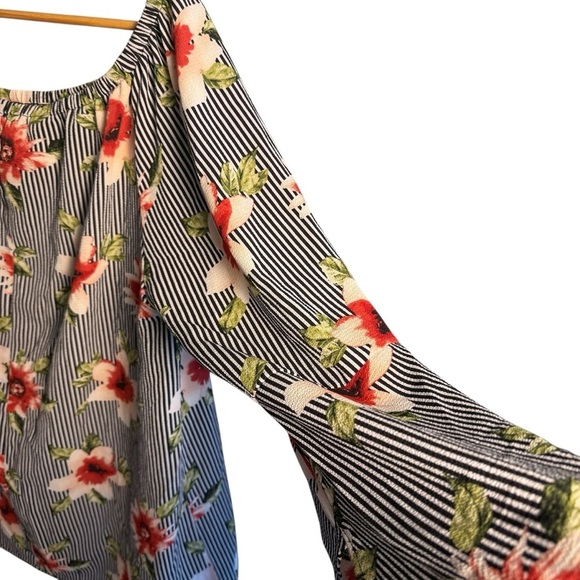 Monteau Women’s Size 3X Off Shoulder Floral Stripe Blouse Black White Red Plus - Picture 8 of 11